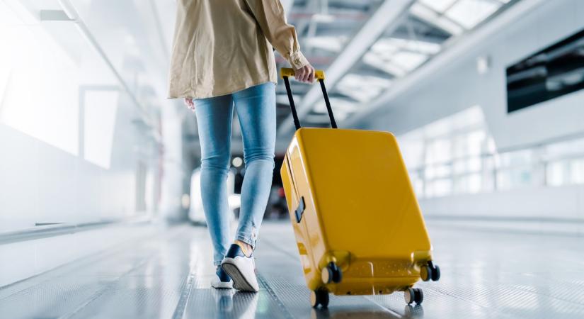 Így utaznak az élelmes magyarok: 51 tipp, amivel százezreket spórolhatsz a repülőjegyeken