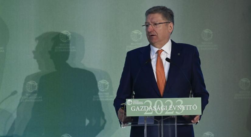 Reagáltak Matolcsyék arra, hogy Parragh László az MNB ingatlanjainak einstandolásáról beszélt