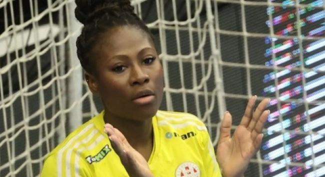 Catherine Gabriel nem sokáig gondolkodott a Debrecen ajánlatán