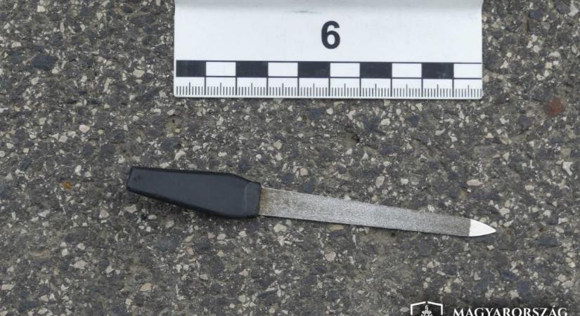 Felfüggesztett börtönre ítélték a körömvágó ollóval, körömreszelővel exére támadó kanizsai nőt