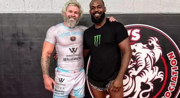 Jon Jones szeretne lenni az első, aki szubolja Miocicot, összeállt a grappling legendával, Gordon Ryannel