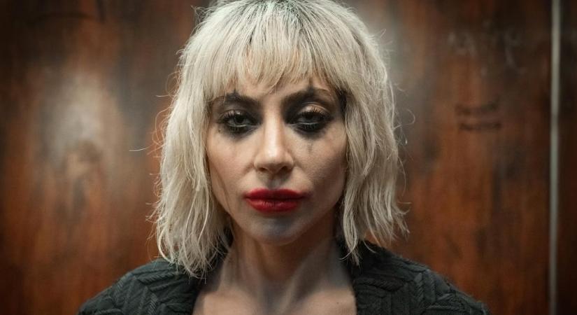 Lady Gaga állítólag olyan szinten Harley Quinn szerepében maradt a Joker 2. forgatásán, hogy attól falra másztak a stábtagok