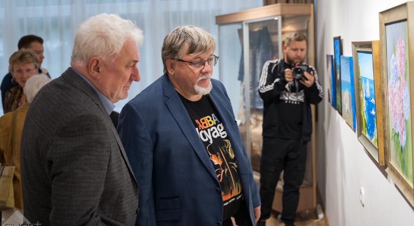 Megnyílt a nyugdíjas alkotók tárlata