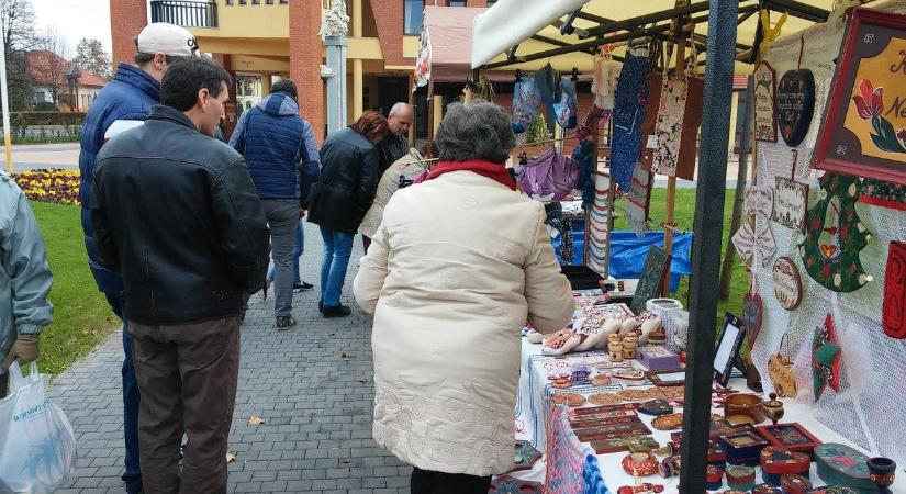Forralt bor főzőverseny és Homokháti szakajtó 2023 Mórahalom