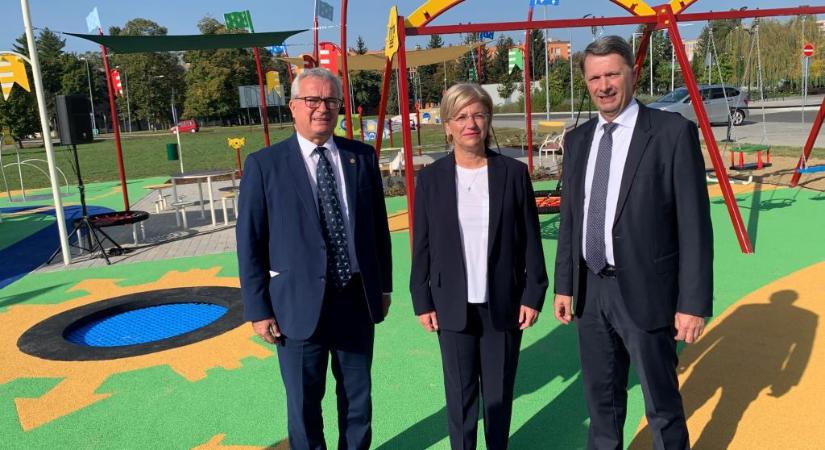 Átadták a Kanizsa Aréna mellett épült új játszóteret