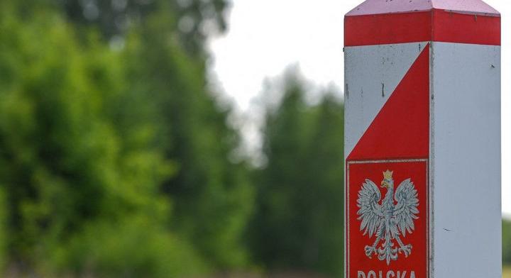 Lengyelország riasztórendszert telepít a kalinyingrádi határra