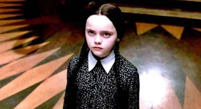 Felismeri? Ő volt Wednesday, az Addams Family szigorú arcú kislánya