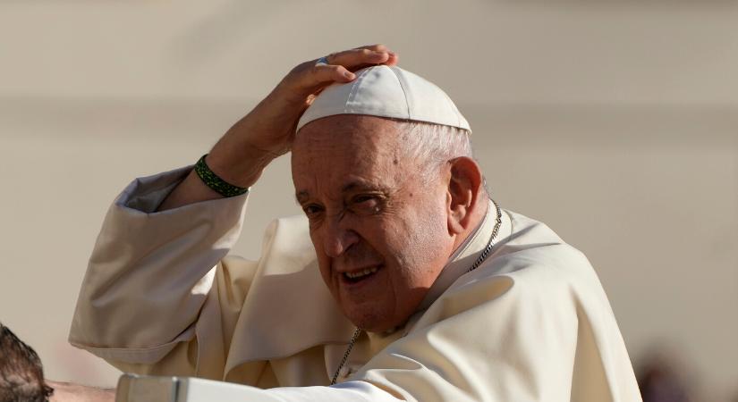 A pápa segítségét kérte a túszok elengedéséhez a Zsidó Világkongresszus vezetője