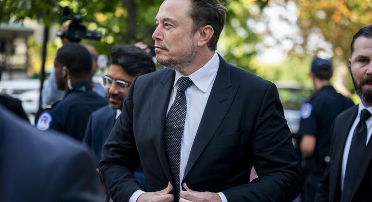 Nagy bejelentést tett Elon Musk