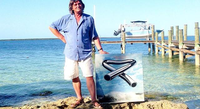 Mike Oldfield 50 év után Magyarországon is megkongatja a csőharangokat
