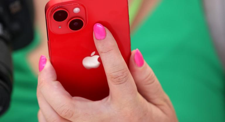 Fontos frissítés érkezett az iPhone-okra