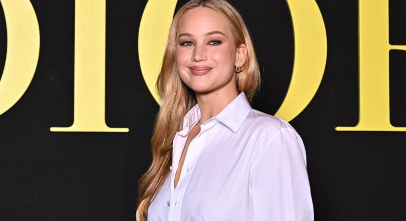 Sokkolta a rajongókat a totál meztelen Jennifer Lawrence