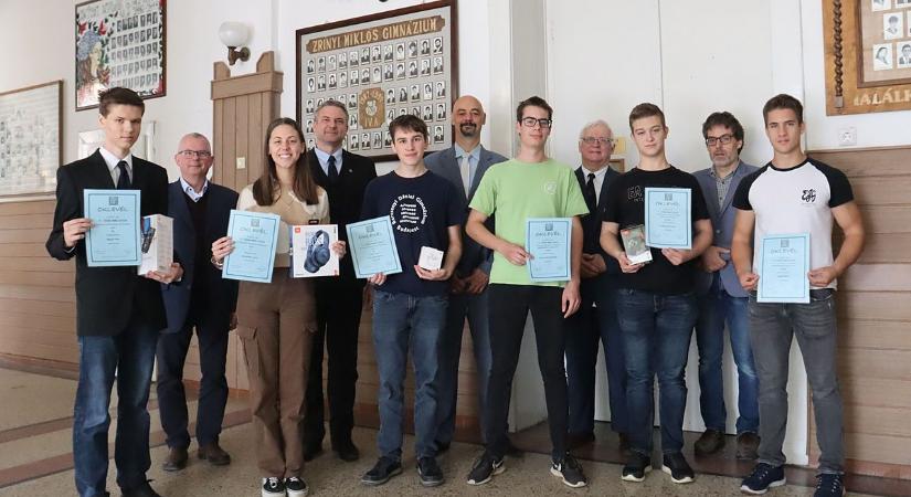 A Zrínyi-gimnázium ismét megrendezte országos természettudományi versenyét