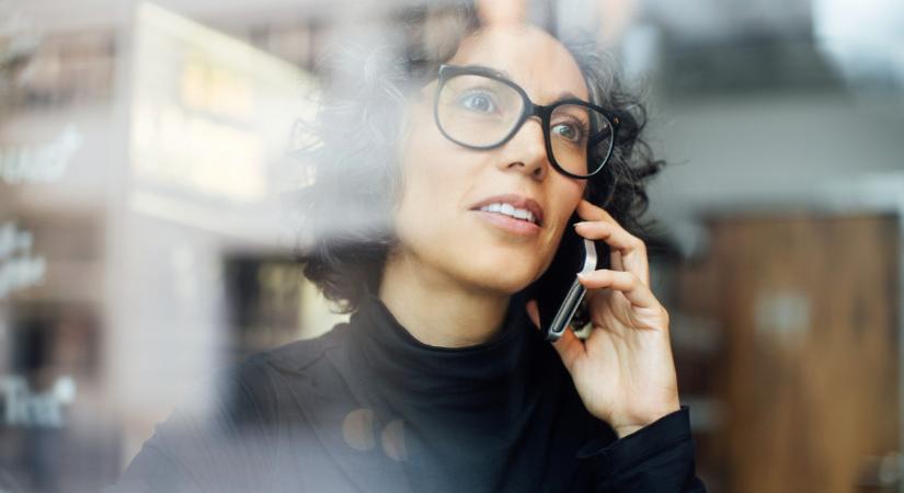 Brutális drágulás a magyar telefonszolgáltatóknál: zsebébe nyúlhat, akinek ilyen előfizetése van