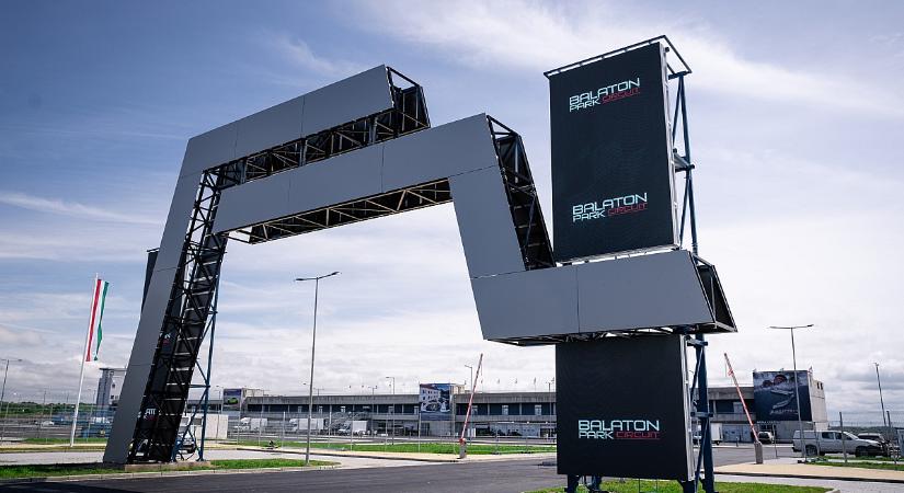 Itt a World Superbike 2024-es versenynaptára, 34 év után újra Magyarországon a sorozat!