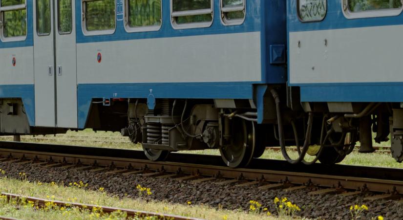 Jön az igazi káosz a magyar vasúton: mától tényleg a feje tetejére áll minden