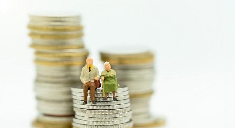 Kíváncsi vagy arra, hogy hányan kapnak félmillió forintnál magasabb nyugdíjat? Mutatjuk