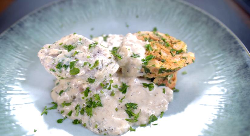 Csákvári mustáros-tejfölös szelet