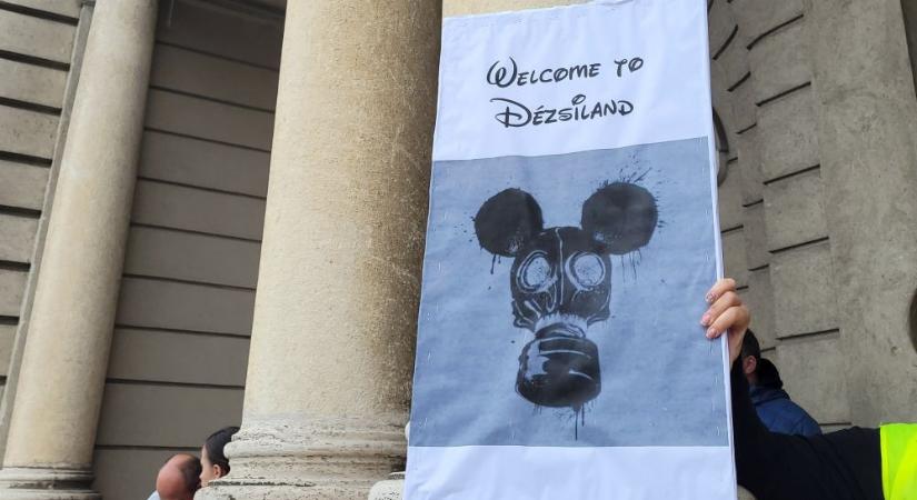 Itt az ideje, hogy színt valljon a fideszes győri városvezetés a különösen veszélyes ipari övezet ügyében