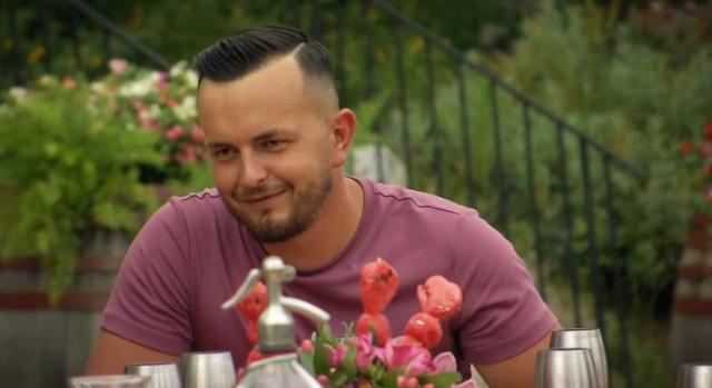 Gergő gazda romantikus sztorival vezette be a lányokat a termékenyítés rejtelmeibe