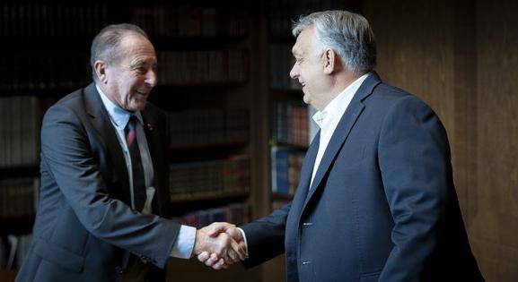 A Professzorok Batthyány Köre további együttműködést ajánlott Orbán Viktornak