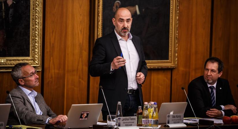 Győzelemre készül Szombathelyen Illés Károly és a Fidesz
