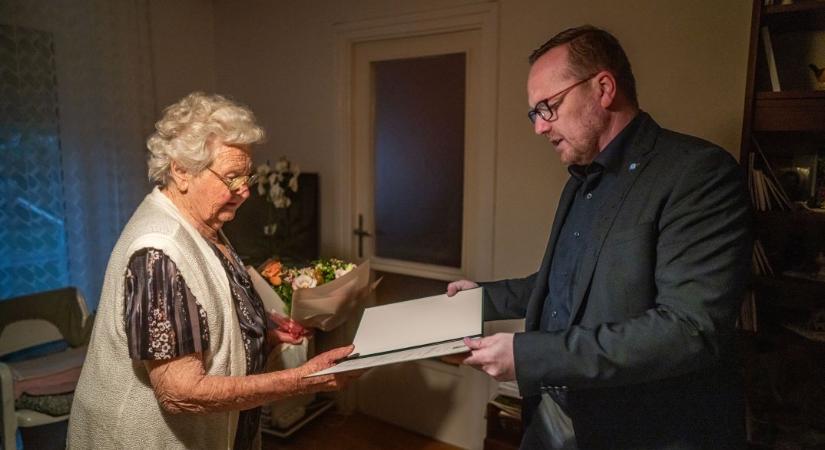 Villányi Józsefnét köszöntötték