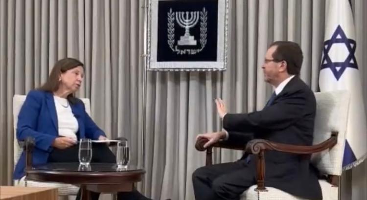 Már meg sem lepődünk: a BBC cenzúrázta az izraeli elnökkel készített interjúját