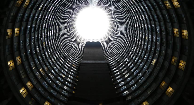 Pokoli torony volt Afrika legmagasabb lakóháza, a Ponte