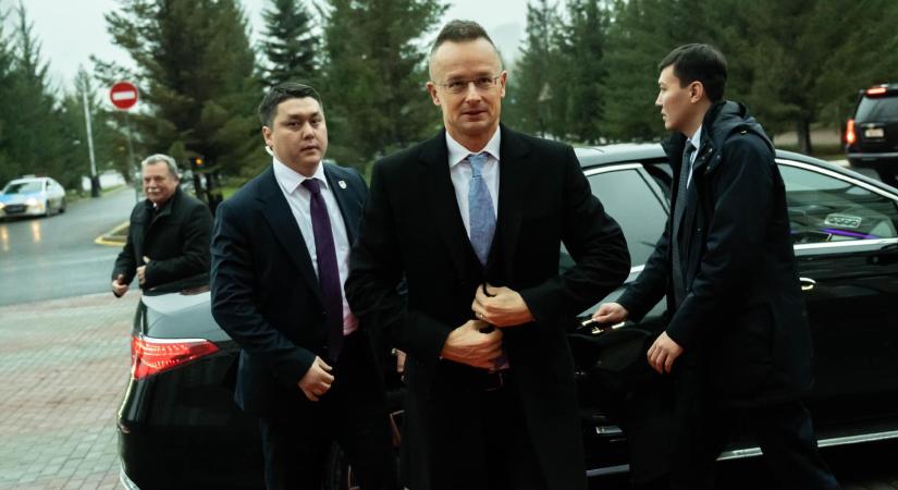 Szijjártó Péter: Magyarország százmillió euróval csatlakozik a Türk Befektetési Alaphoz