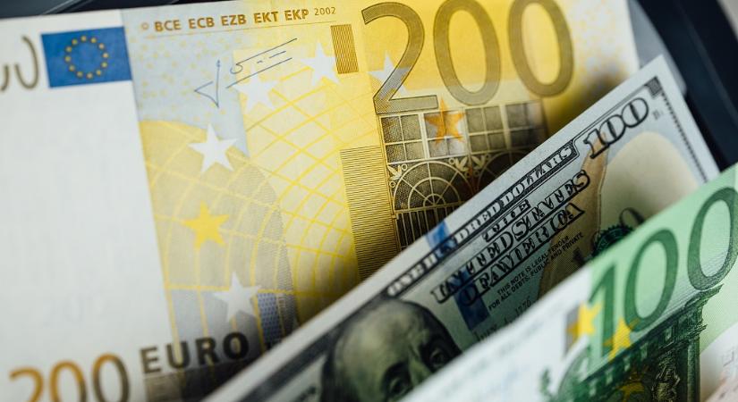Megmerevedtek a frontok a valutapiacon! Tartja állásait a forint