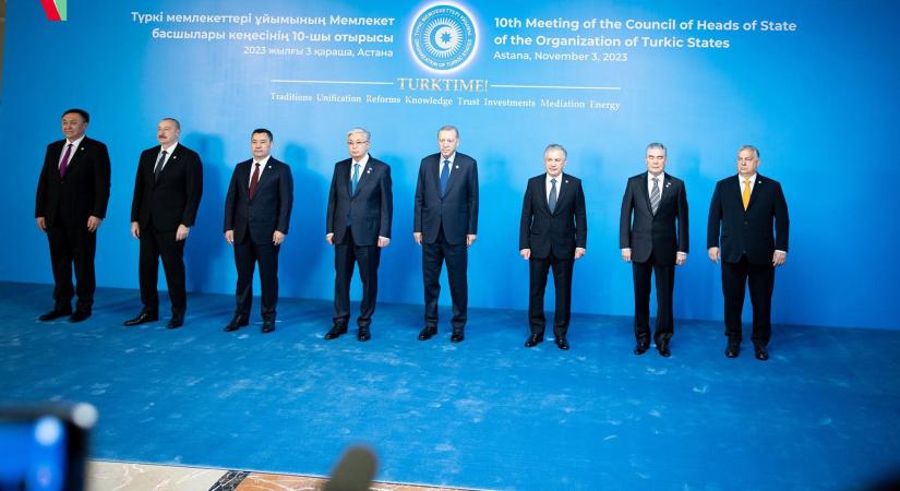 Az európai politikára panaszkodott Orbán a türk tanácsban