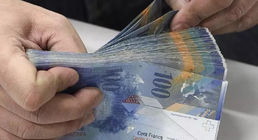 Ahogy lefeküdt, ugyanúgy kelt a forint – erőt mutatva