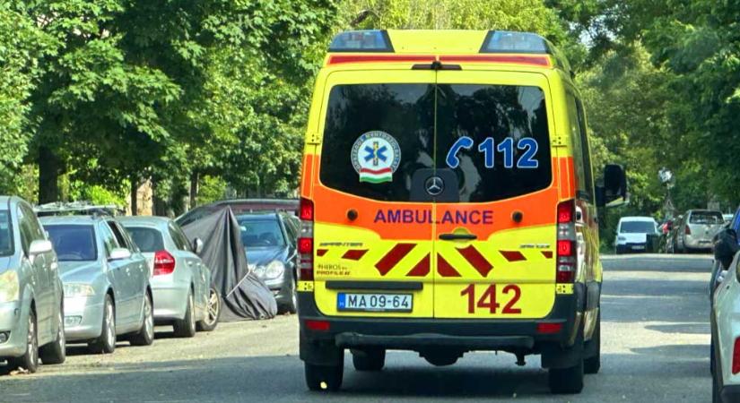 Megdöbbentő tragédia! A fürdőszobában halt meg a fiatal édesanya, egy egyéves gyermeket hagyott hátra