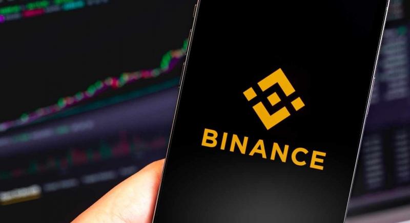 Elérhetővé vált a Binance Messenger, egyből leértékelték az App Storeban