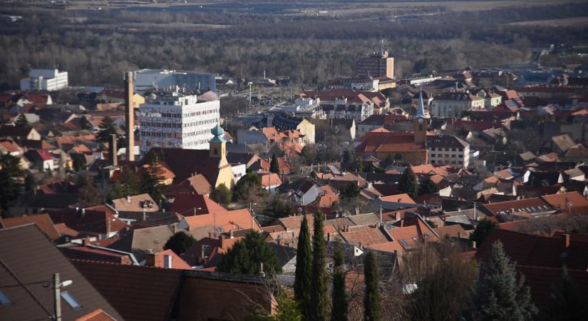 Napos-felhős, szép őszi idő várható