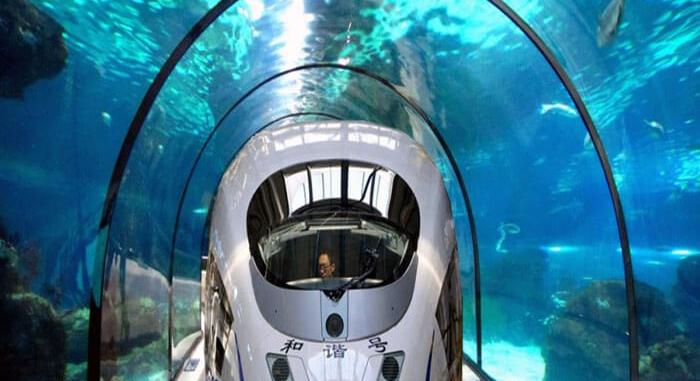 Dubai víz alatt 1000 km/h-val száguldó vasutat akar építeni