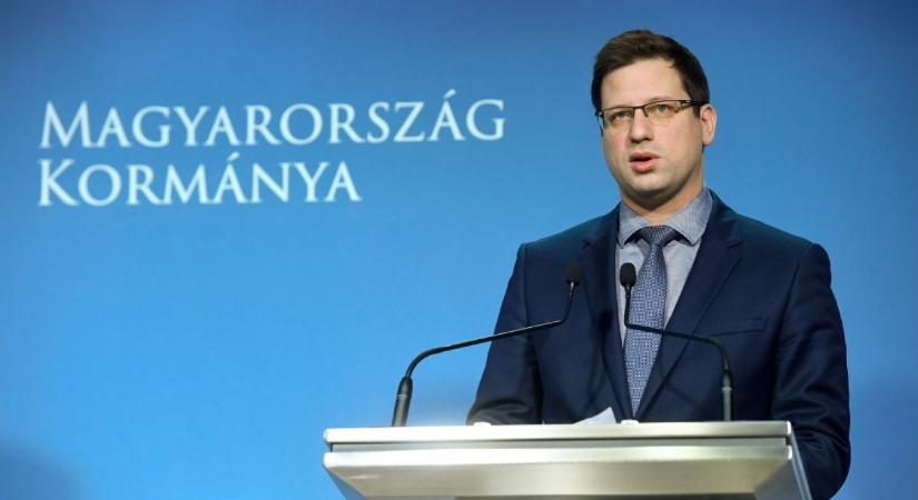 Már októberben 10% körül várható az infláció mértéke, Ukrajna pedig nem lehet az EU tagja, érkezik a nyugdíjkiegészítés