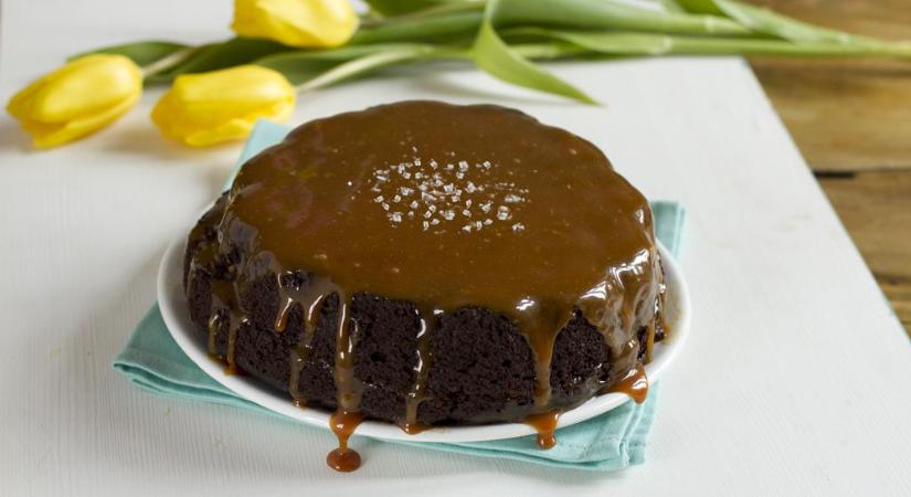 Így készíthetünk sós karamellát - csokitorta recept