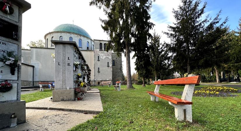 Tovább szépült a pécsi köztemető