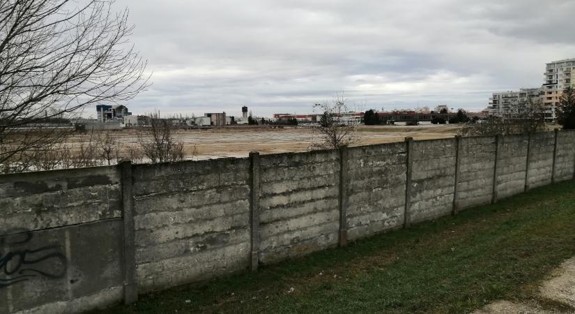 Rendkívüli bizottsági ülést tartanak Győrben a Rába-gyár területéről
