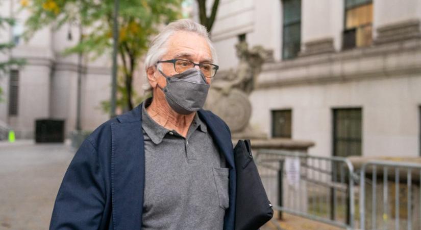 Vége a pernek, közel félmilliárd forintos kártérítést fizet egykori asszisztensének Robert De Niro