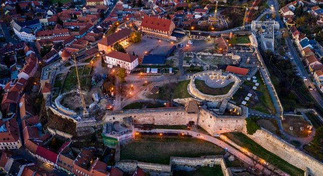 Kvíz: Felismered a magyar városokat egyetlen kép alapján?