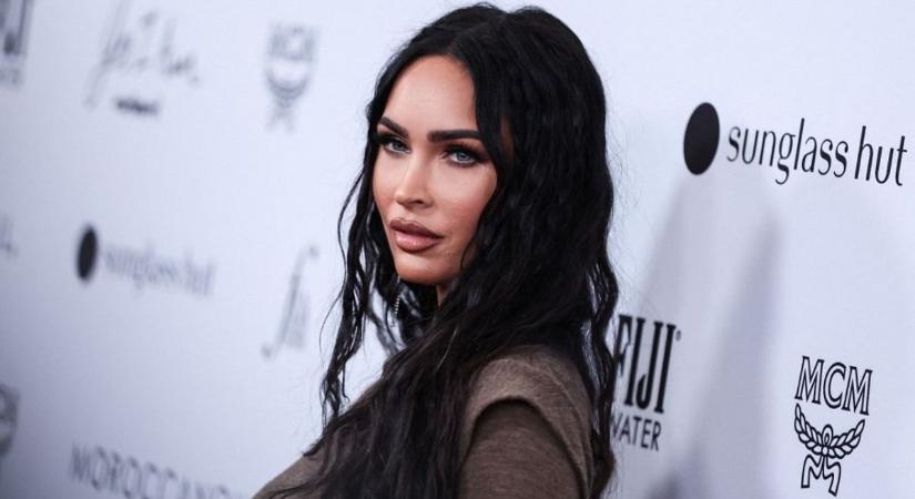 Megan Fox mellei szétfeszítik a felsőjét, a Transformers sztárja dögösebb mint valaha – Képek