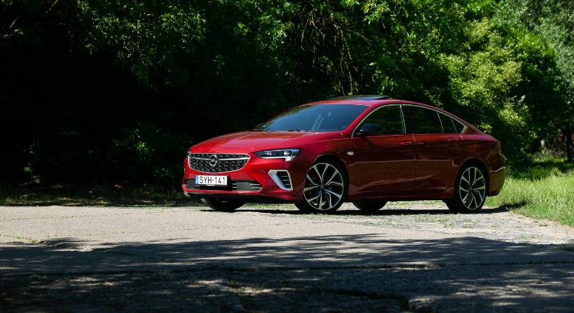Korábban jelzi az olajcserét az Opel