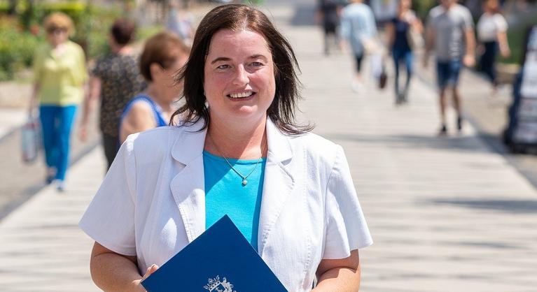 Megvan, kivel győzné le a 25 éve regnáló polgármestert a DK