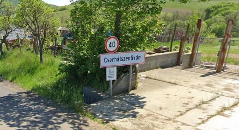 Megújul a cserhátszentiváni kultúrház, amelynél szabadtéri színpad is épül
