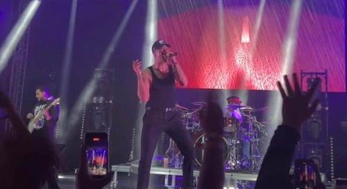 T.Danny described his fans at his last performance at the Freshers’ Ball in Pécs like this