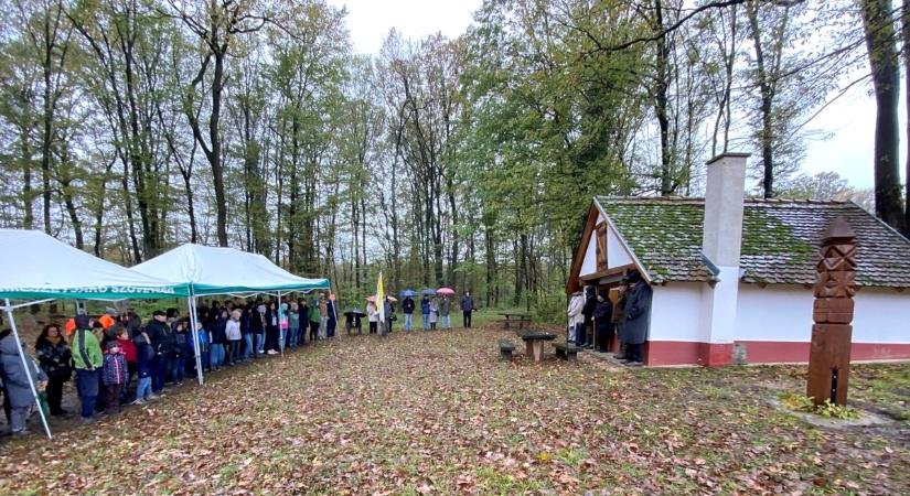 Emlékhelyet kaptak a Mecseki Láthatatlanok