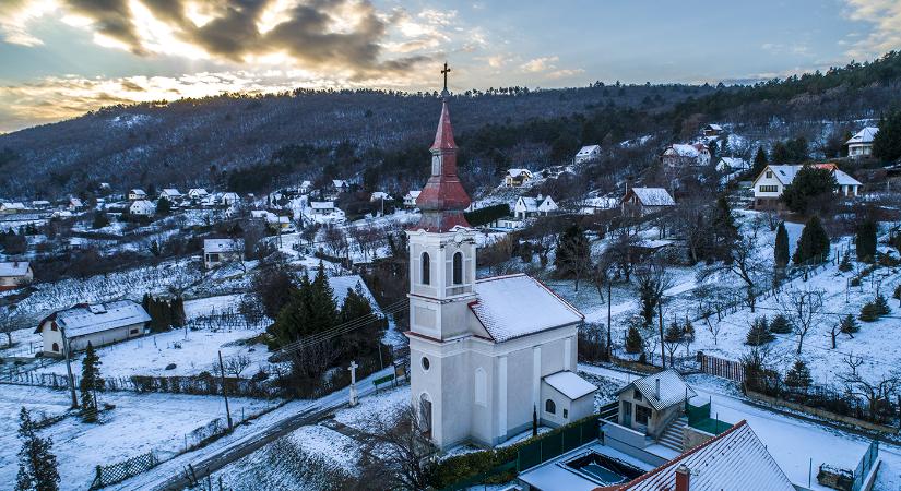 Advent a világ körül – vetítéssel kísért zenés előadás 2023 Balatongyörök